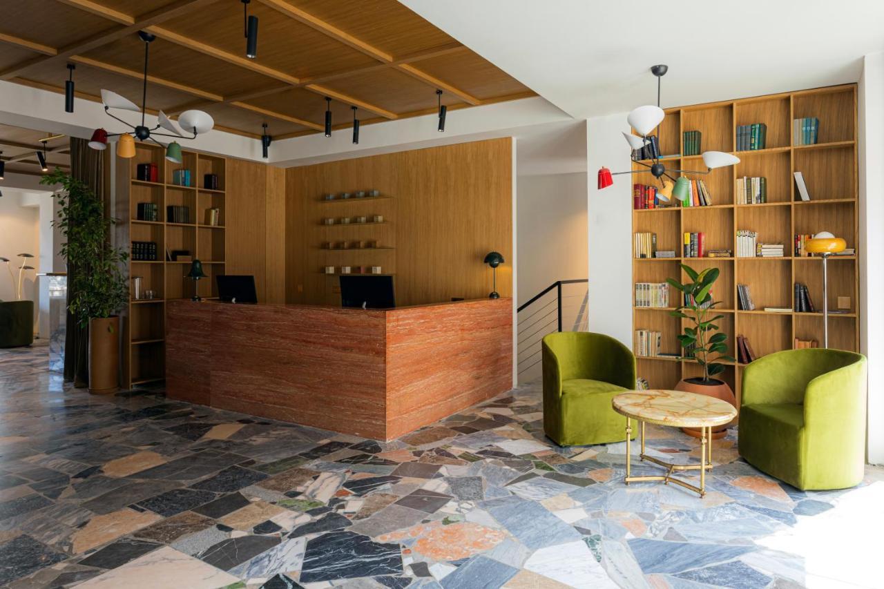 Castor & Pollux Hotel Tbilissi Extérieur photo