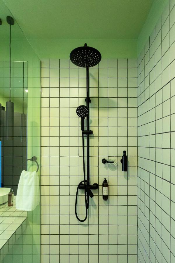Castor & Pollux Hotel Tbilissi Extérieur photo