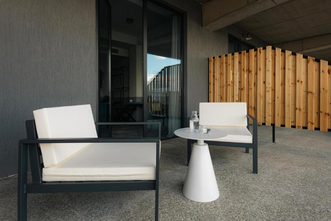 Castor & Pollux Hotel Tbilissi Extérieur photo