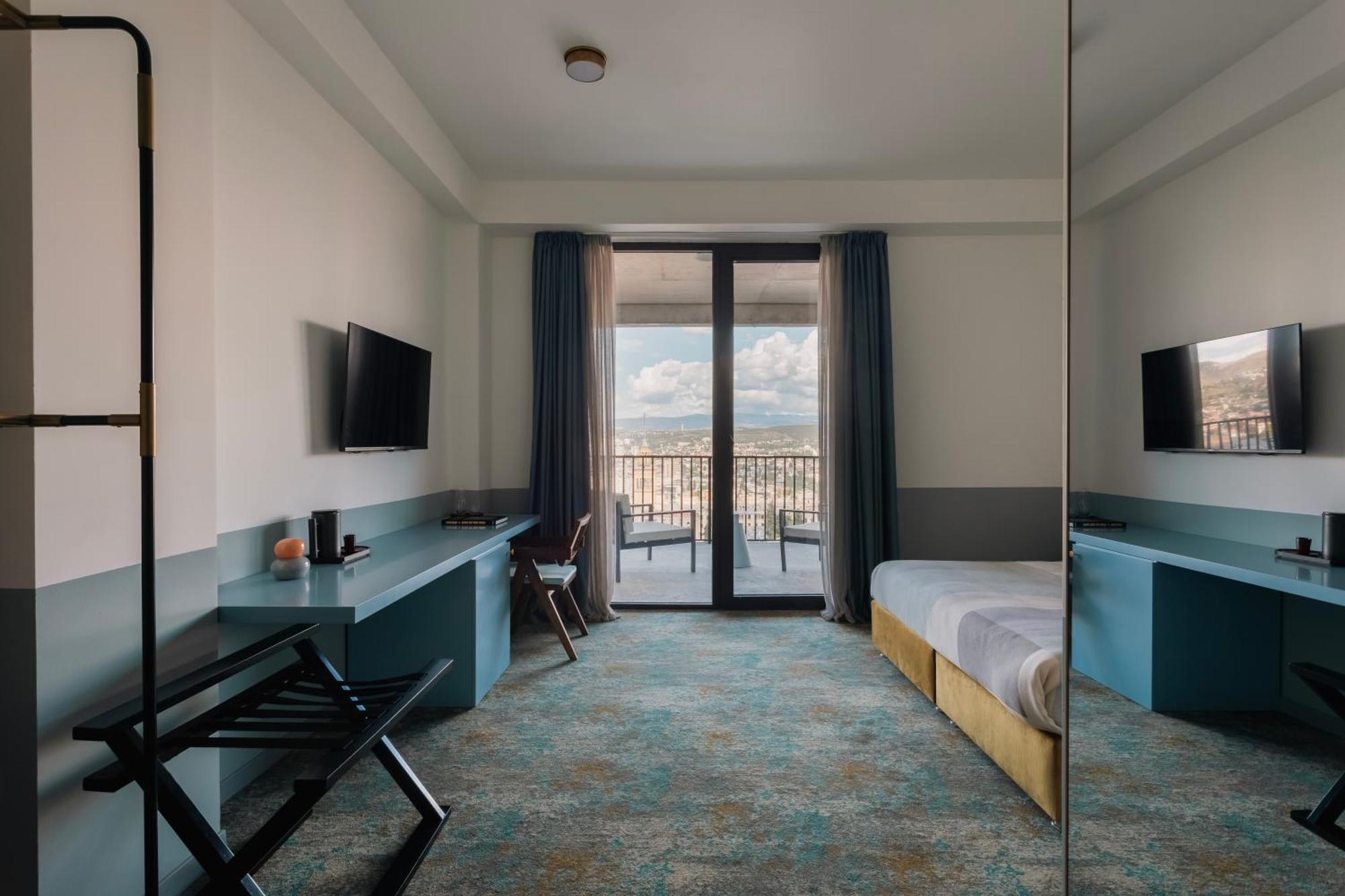 Castor & Pollux Hotel Tbilissi Extérieur photo