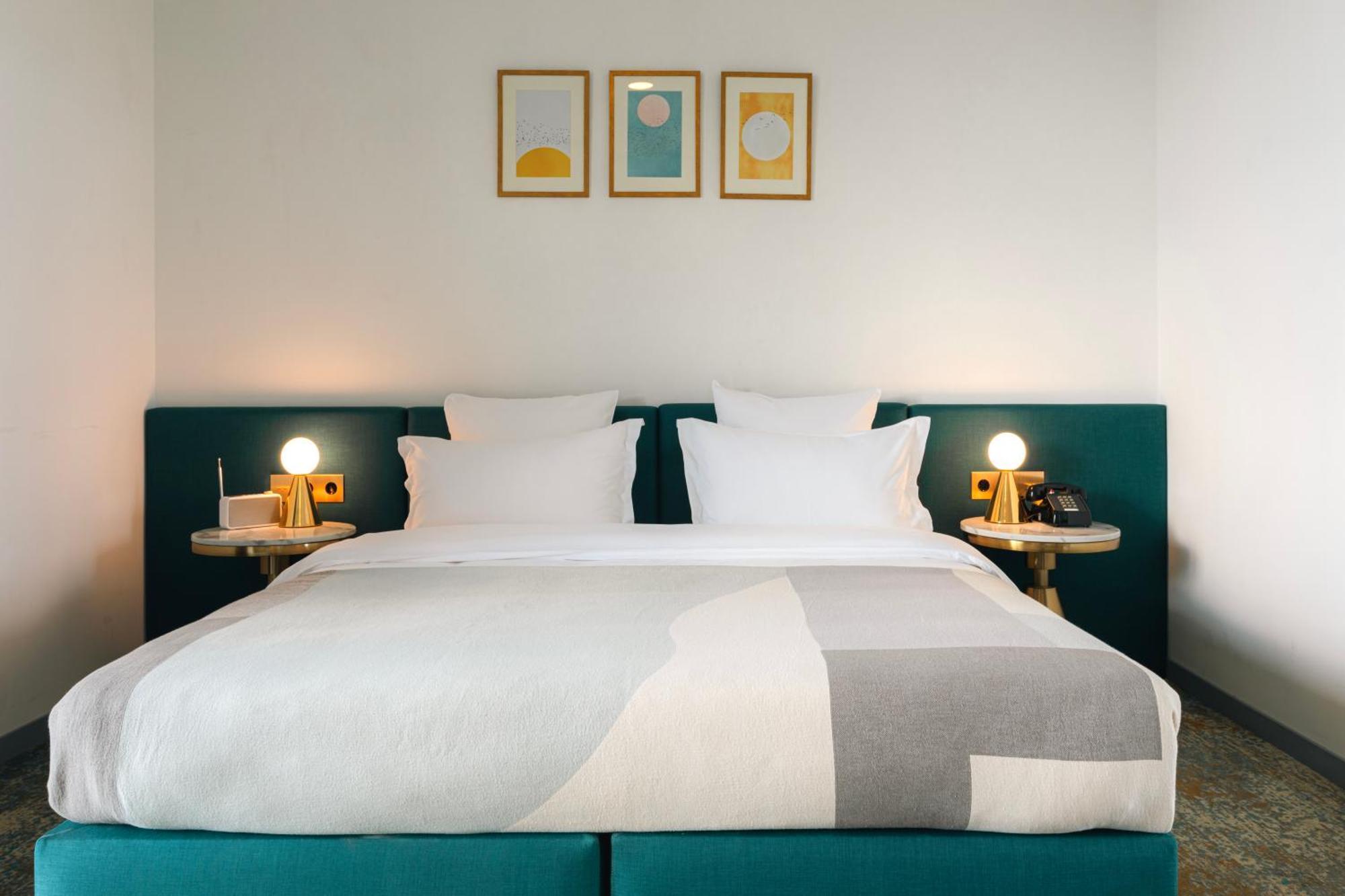 Castor & Pollux Hotel Tbilissi Extérieur photo