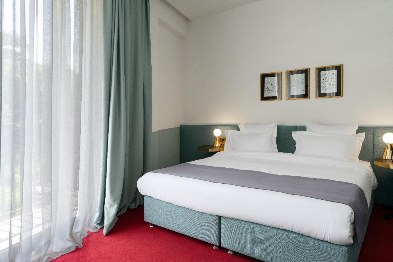 Castor & Pollux Hotel Tbilissi Extérieur photo