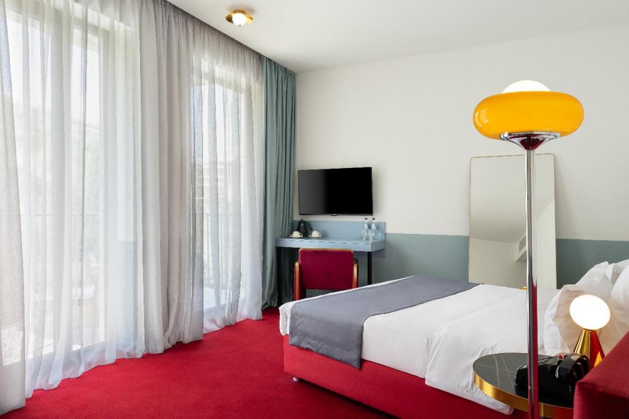 Castor & Pollux Hotel Tbilissi Extérieur photo